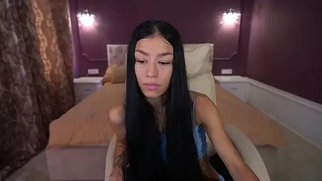 Freechat FataleNellie on StripChat