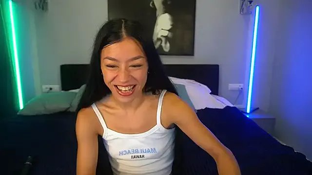 Freechat FataleNellie on StripChat