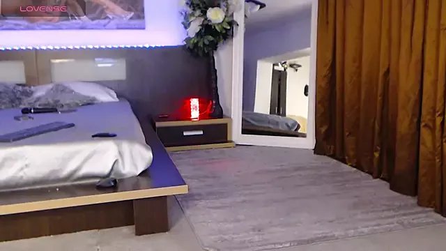 Freechat Halie_May on StripChat