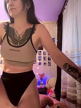 Freechat Heart_Ass on StripChat