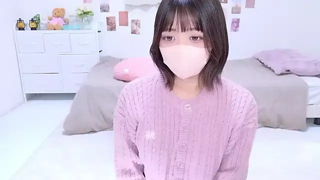 Group Hinata_Sun on StripChat