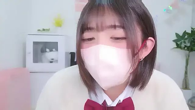 Group Hinata_Sun on StripChat