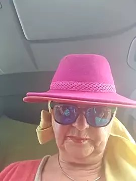 Freechat Hot-Muci on StripChat