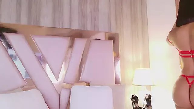 Freechat IrinaVelvet on StripChat