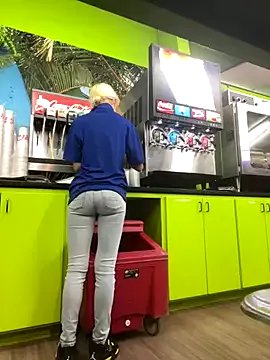 Freechat itspinkkk on StripChat