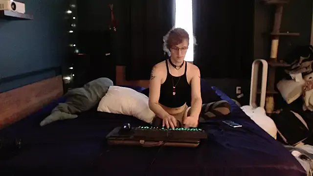 Freechat Ivyintheparker on StripChat