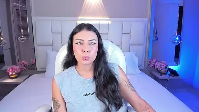 Freechat JessyEvans on StripChat