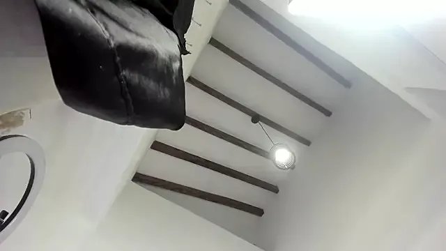 Lola_Blondie on StripChat 