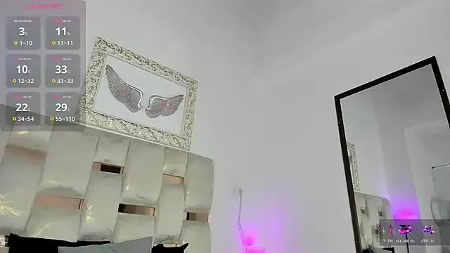 Lola_Blondie on StripChat 