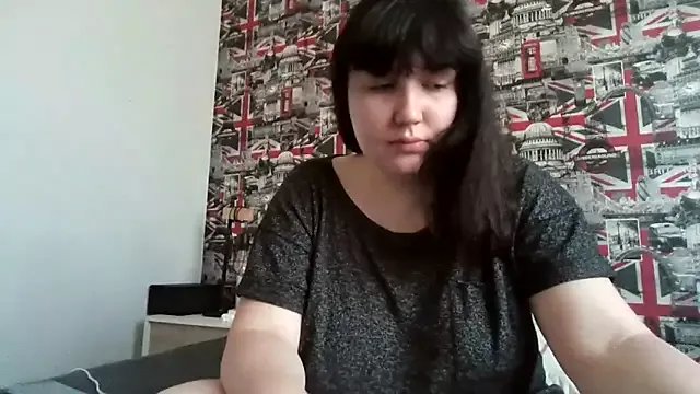 Lynylou on StripChat 