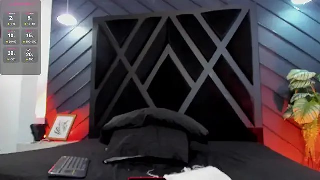 Private marco_garciia_ on StripChat