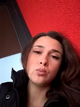 Freechat MayaVonDe on StripChat