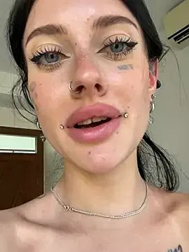 Freechat Melissa_crazy on StripChat