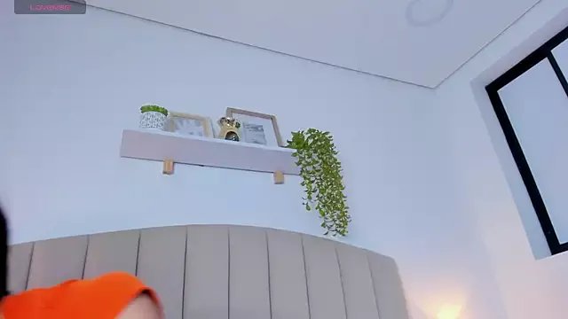 Freechat Mia_thompson_19 on StripChat