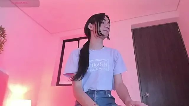 Freechat Mia_thompson_19 on StripChat