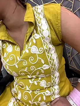 Miss-Ayraa on StripChat 