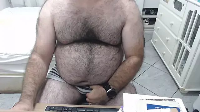 Freechat MysterBearMG on StripChat