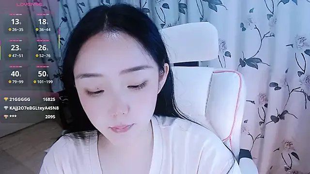 Niannian- on StripChat 