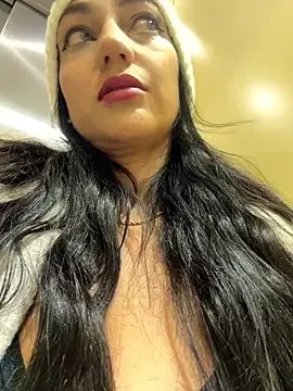 Freechat Ninabigtitied on StripChat