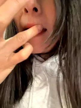 Freechat Ninazhang on StripChat