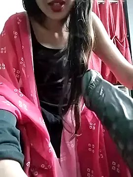 Noor_Darliing on StripChat 