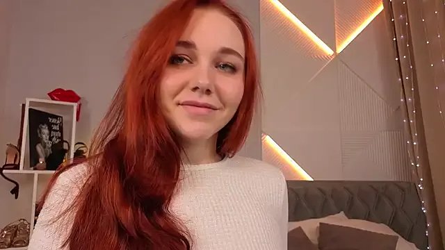 Freechat PollyVinice on StripChat