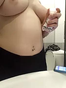 Rowena_Vonnie on StripChat 