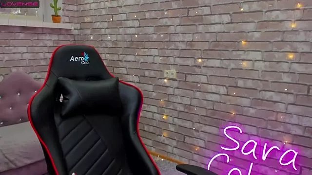 Freechat SarahCoksss on StripChat