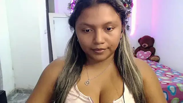 Freechat sexysusan4you on StripChat