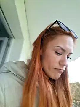 Freechat SlimBellaa on StripChat