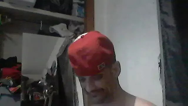 Freechat slinginbigD on StripChat