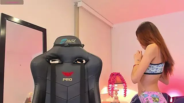 Freechat sofiarouge on StripChat