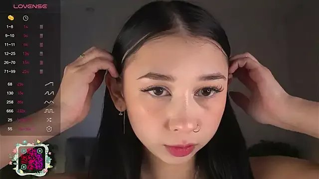 Freechat Sssonya on StripChat