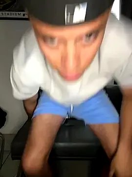 Freechat StrokingDaddy4 on StripChat