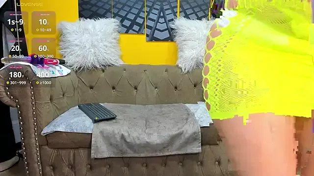 SusanSlim on StripChat 