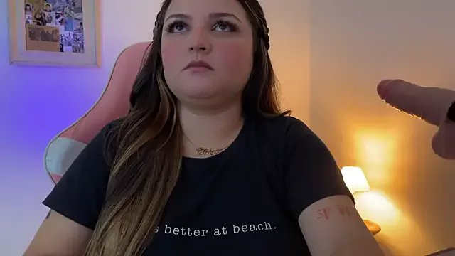 Freechat SweetFoxEyes_ on StripChat