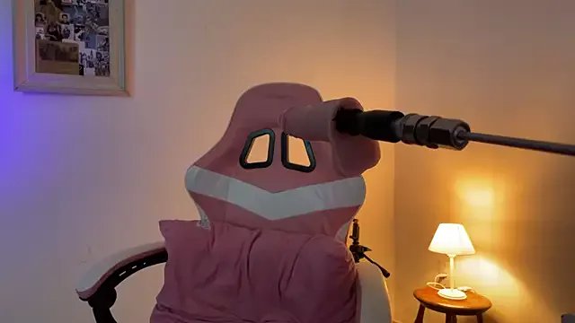 Freechat SweetFoxEyes_ on StripChat