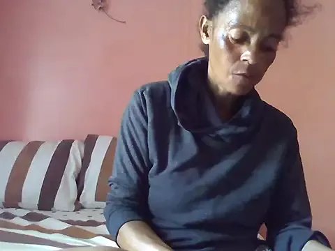 Freechat sweets_80 on StripChat