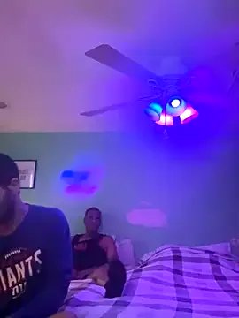 Freechat versatilevortex on StripChat