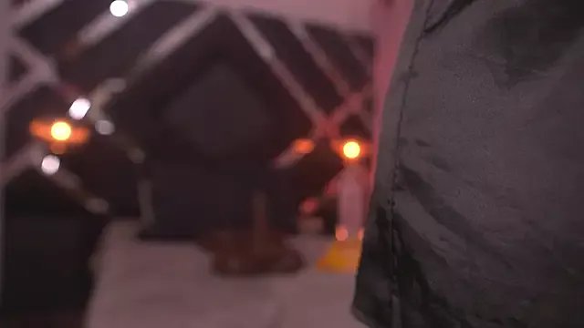 Freechat violeta_aroca on StripChat