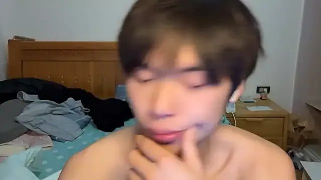 Freechat w5206t on StripChat