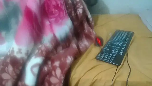 Freechat WETPUSSY24XX on StripChat