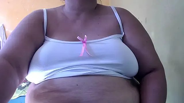 Freechat yulieth_bbw on StripChat